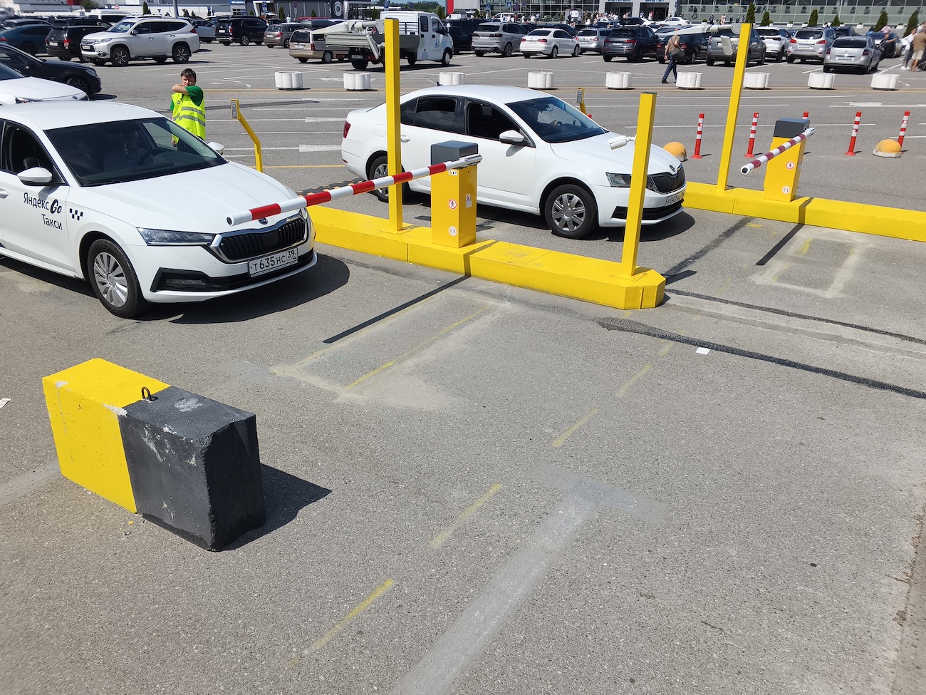 parking barrier in Russia